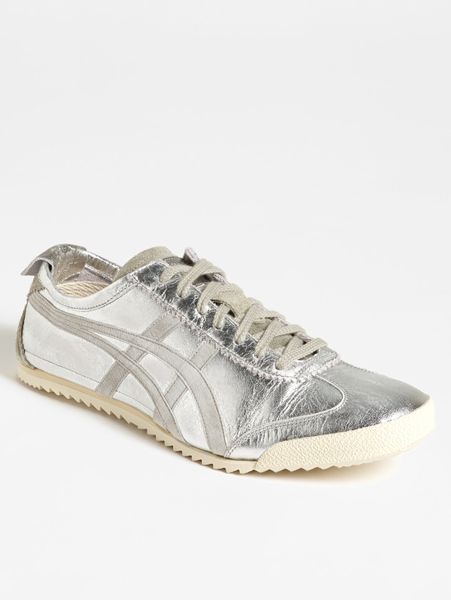 Onitsuka Tiger Mexico 66 Deluxe Sneaker in Silver for Men (Silver/ Grey ...