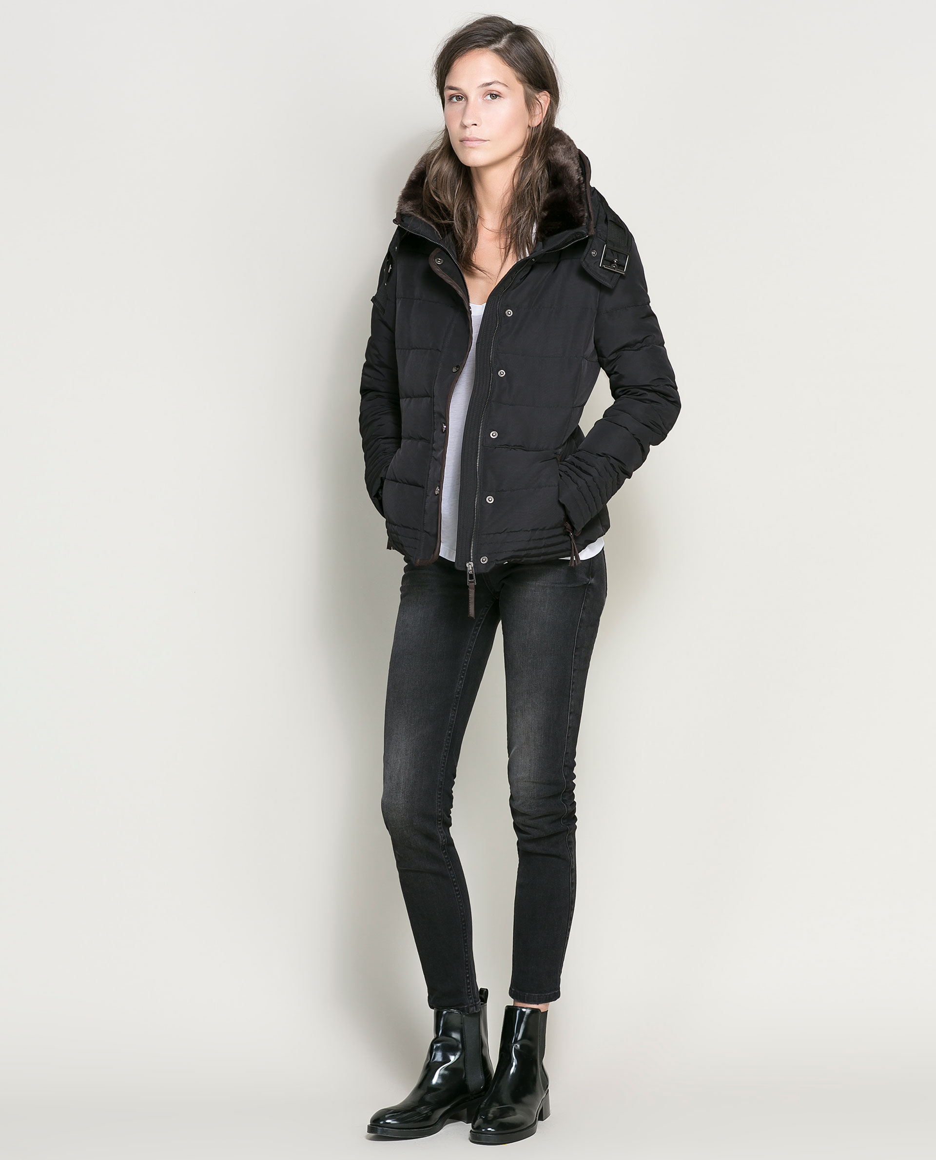 Zara Short Puffer Jacket in Black | Lyst