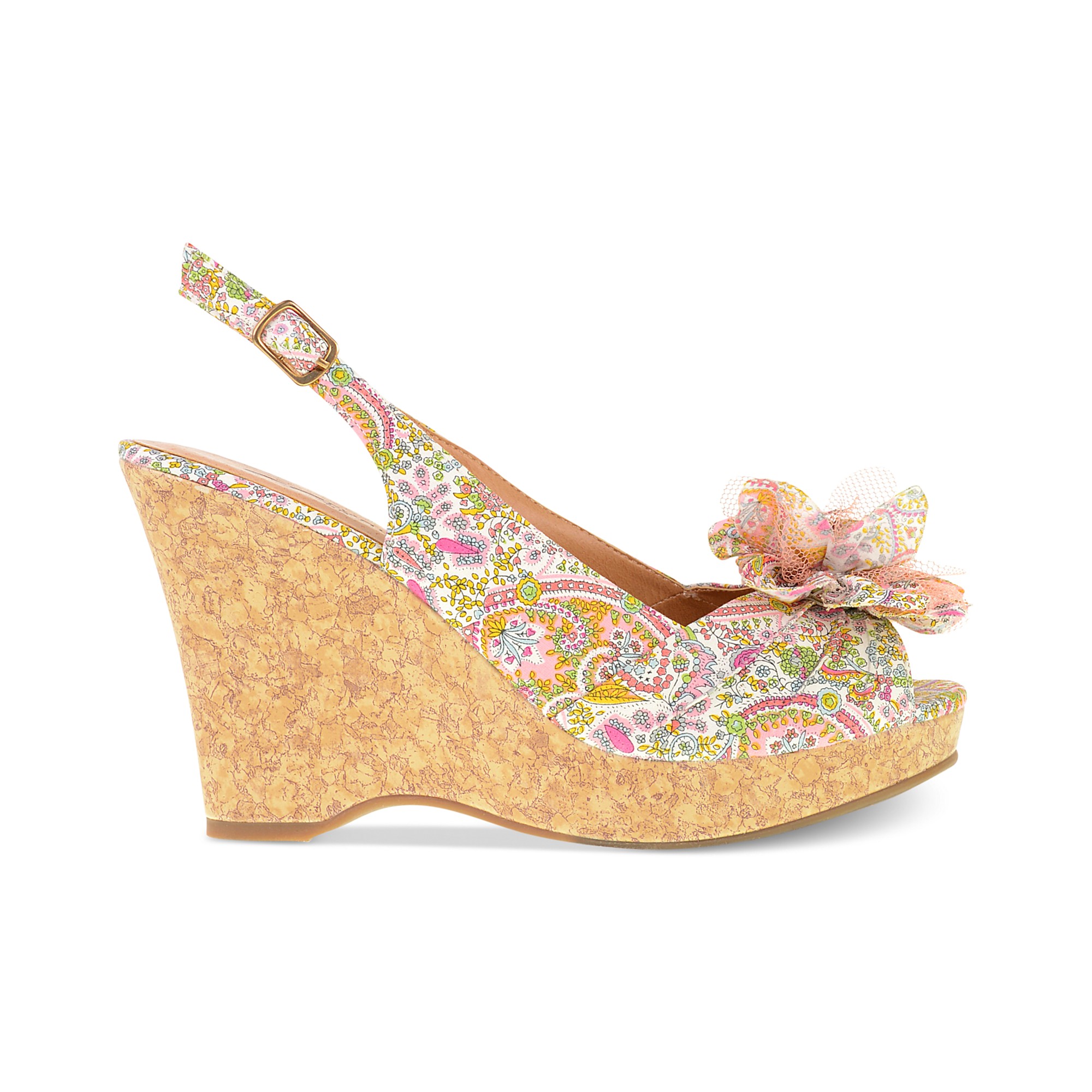 chinese laundry platform sandals