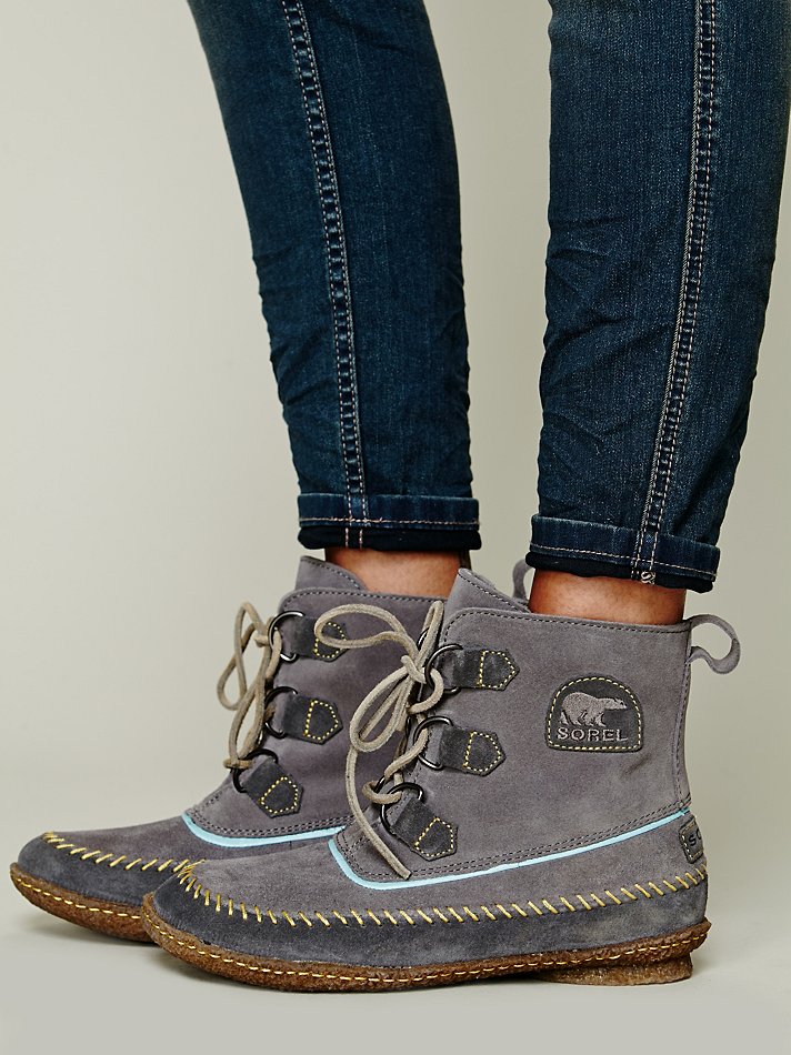 sorel grey booties