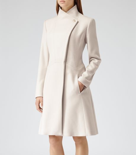 Reiss Virginia Fit and Flare Coat in White | Lyst