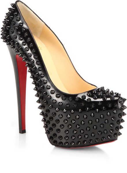 Christian Louboutin Daffodile Spiked Patent Leather Pumps in Black | Lyst