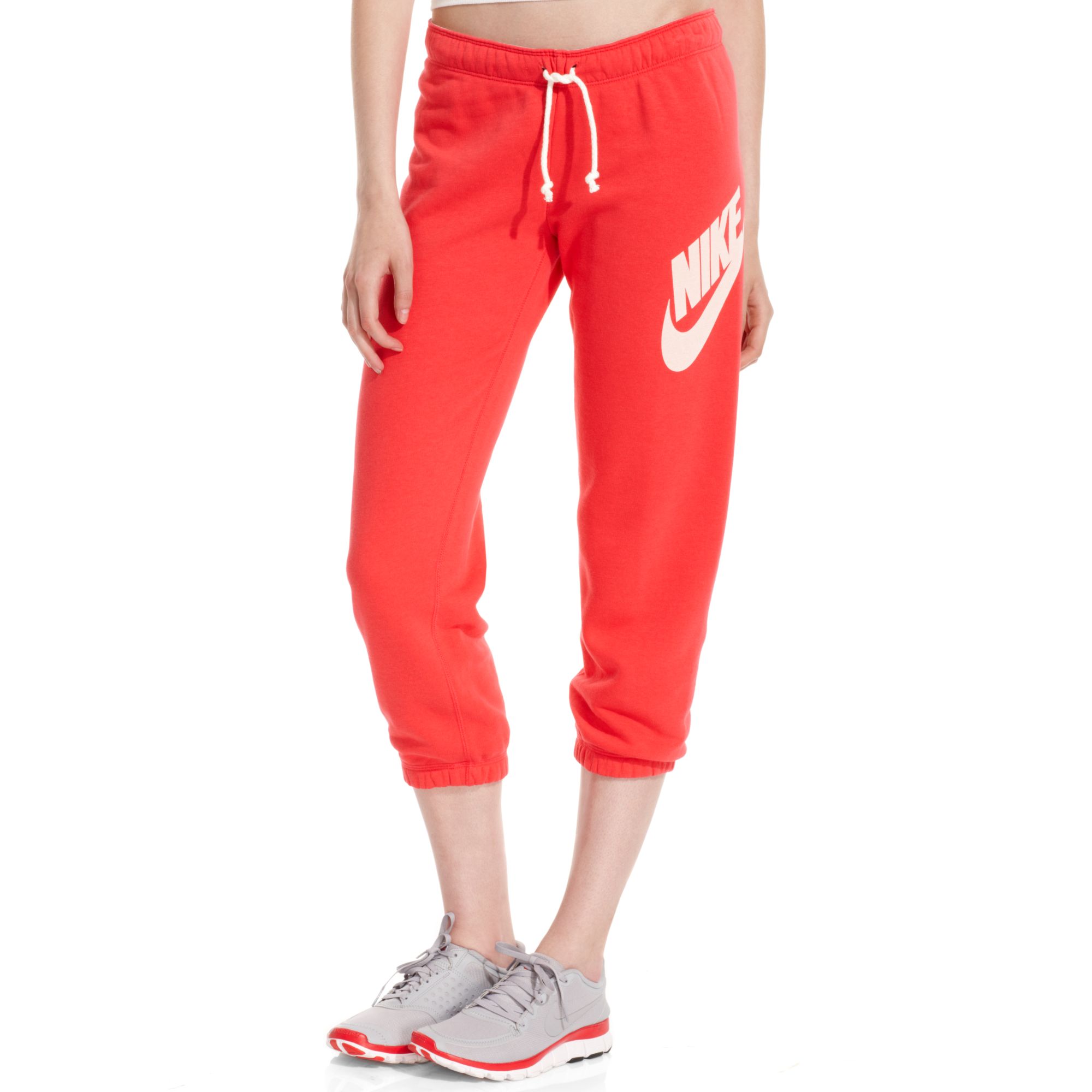 Lyst - Nike Rally Capri Logo Sweatpants in Red