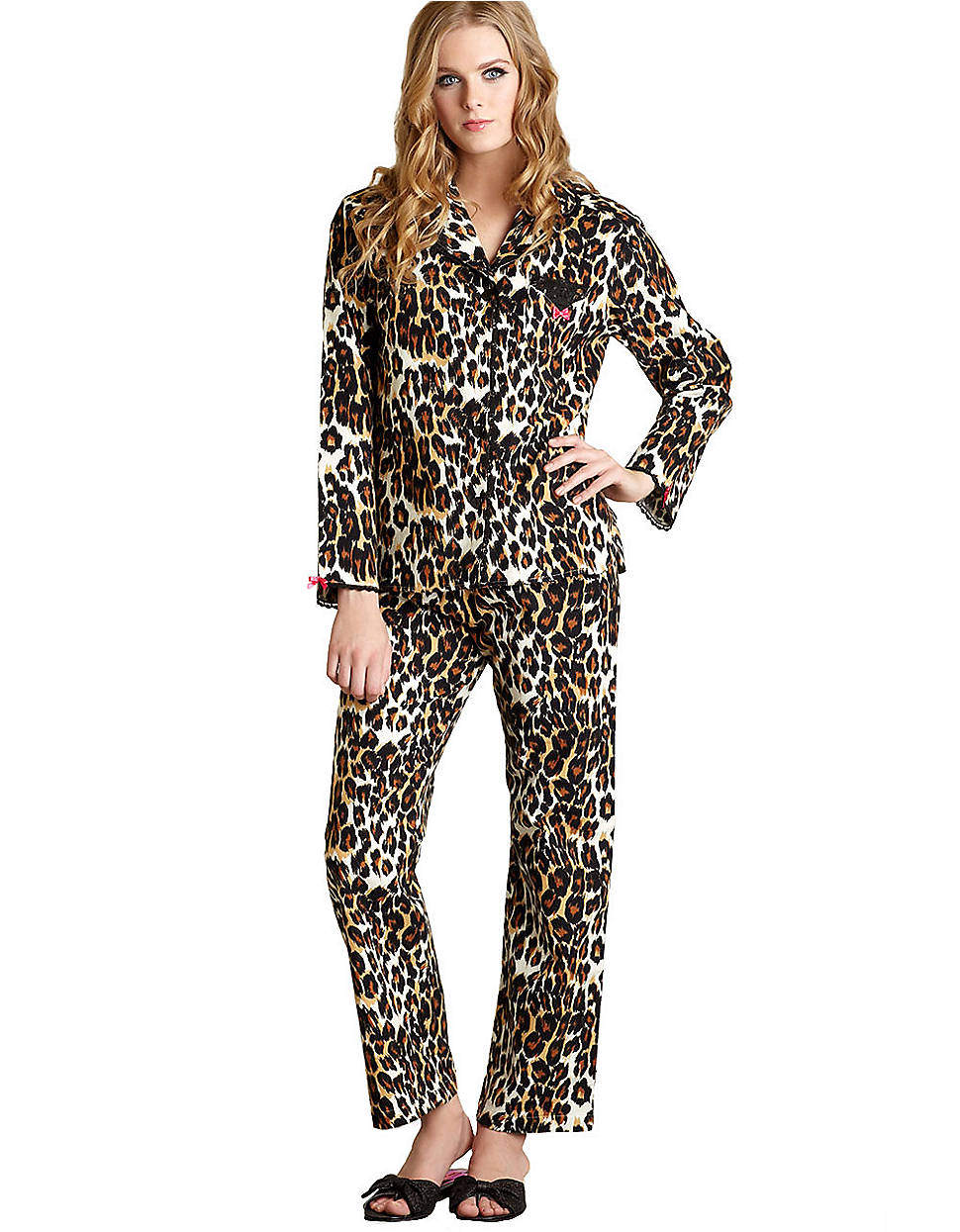 Betsey Johnson Two Piece Flannel Pajama Set in Brown (multicolor) | Lyst