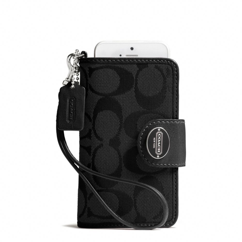 Coach Legacy Phone Wristlet in Signature Fabric in Black Lyst
