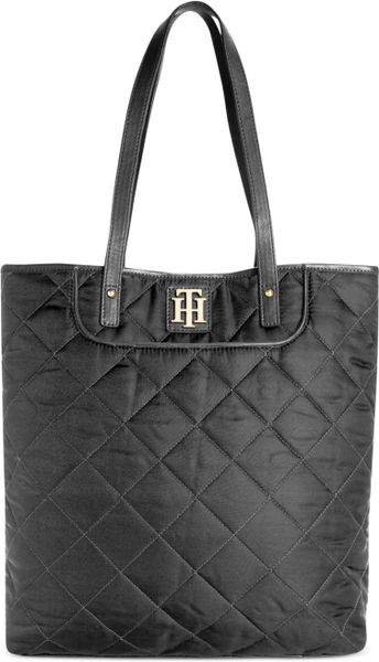 Tommy Hilfiger Quilted North South Signature Tote in Black (Black Quilt ...