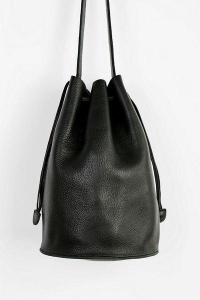 Urban Outfitters Baggu Leather Drawstring Bucket Bag in Black | Lyst