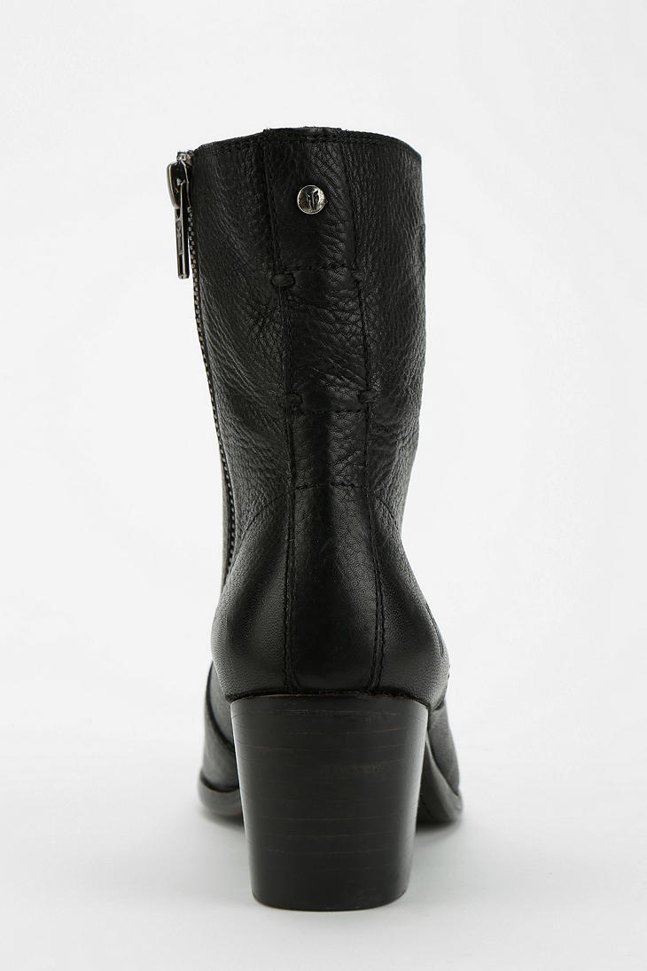 urban outfitters vix boots