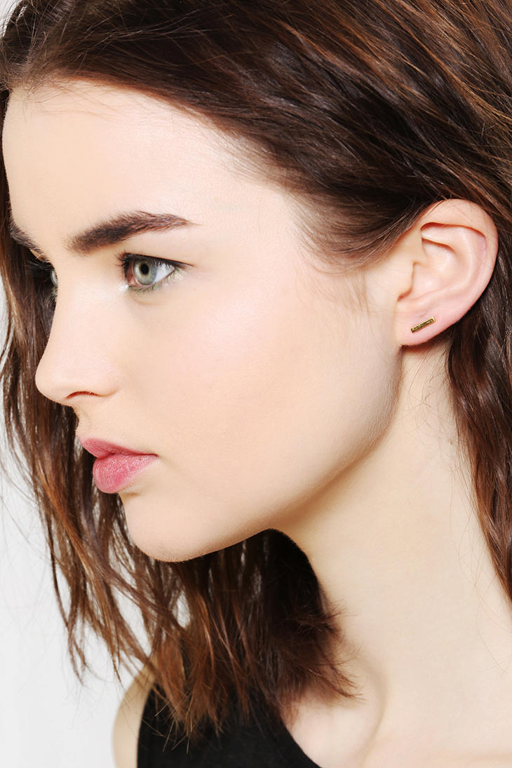 Lyst Urban Outers Adina Reyter Tiny Bar Stud Earrings In Metallic Gallery