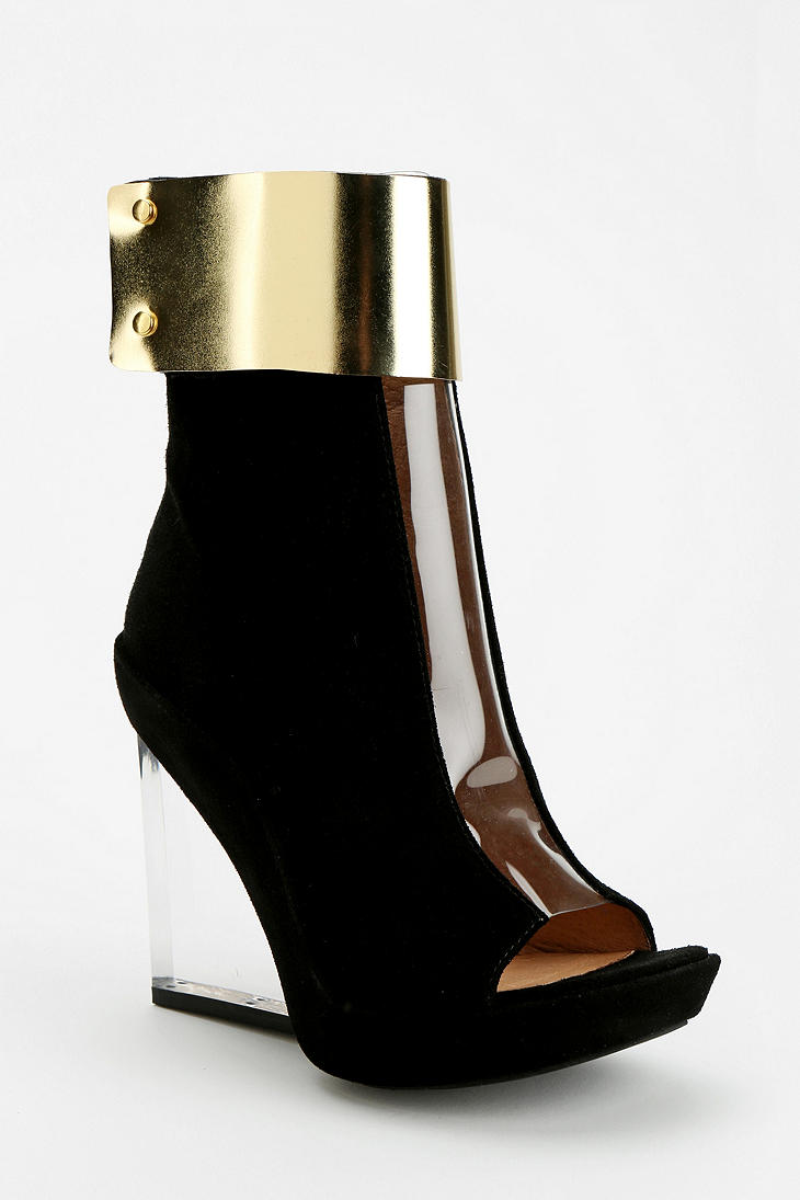 urban outfitters black leather boots
