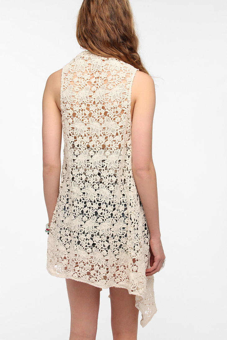 Lyst Urban Outfitters Staring At Stars Drapey Crochet Vest in White