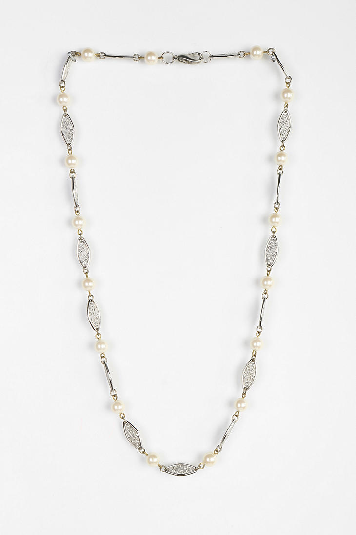 Urban outfitters Diament Jewelry X Urban Renewal Silver Pearl Chain