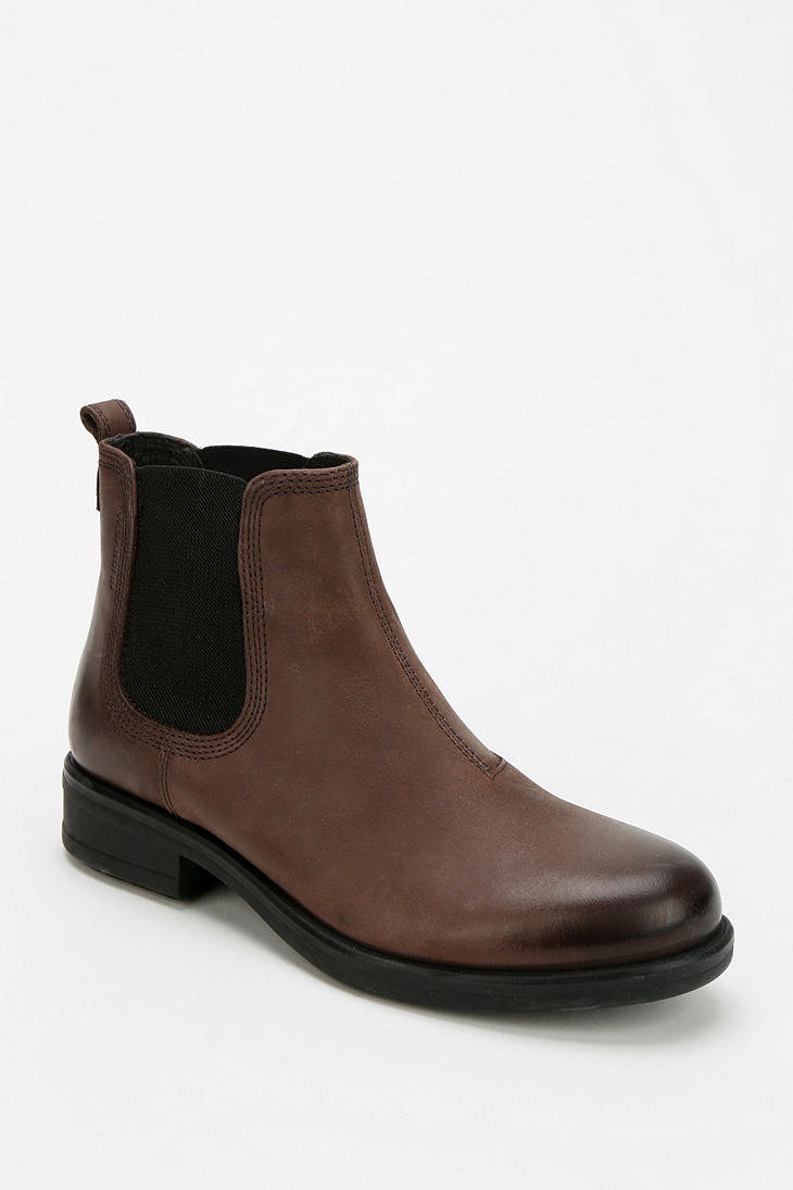 brown vagabond boots