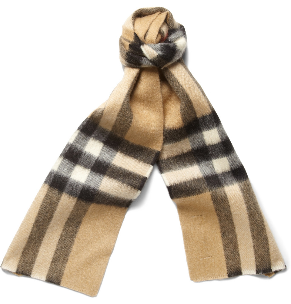 short burberry scarf