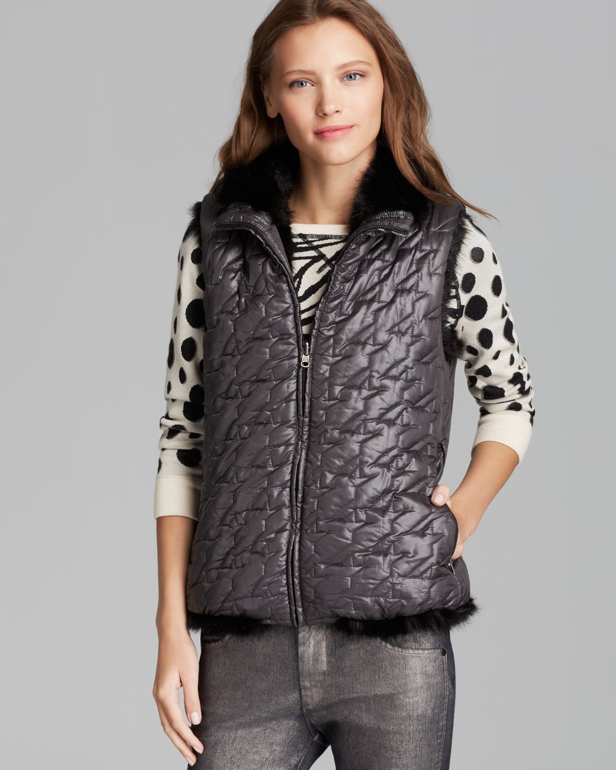 Marc by marc jacobs Vest Logan Puffer Reversible in Black | Lyst