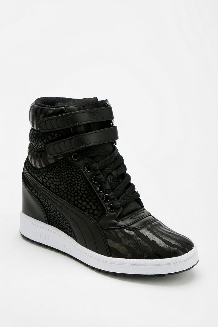 Urban Outfitters Puma Sky Wedge Reptile Hightop Sneaker in Black | Lyst