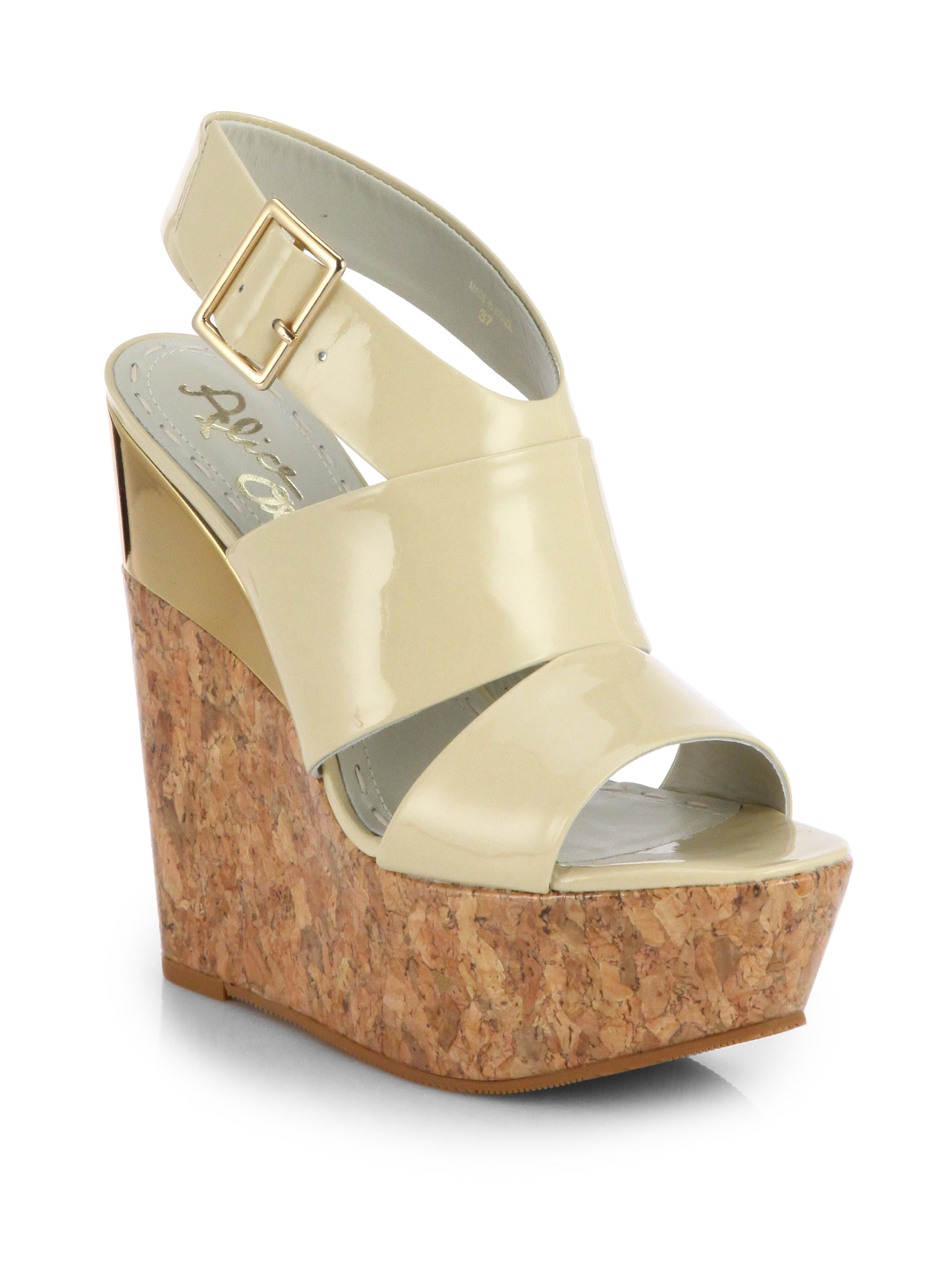 Alice + Olivia Shayla Patent Wedge Sandals in Beige (NUDE) | Lyst