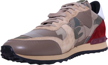 Valentino Camouflage Rock Runner Sneakers in Pink for Men (Neutrals) | Lyst