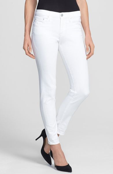 Vince Relaxed Rolled Skinny Jeans in White (Soft White) | Lyst