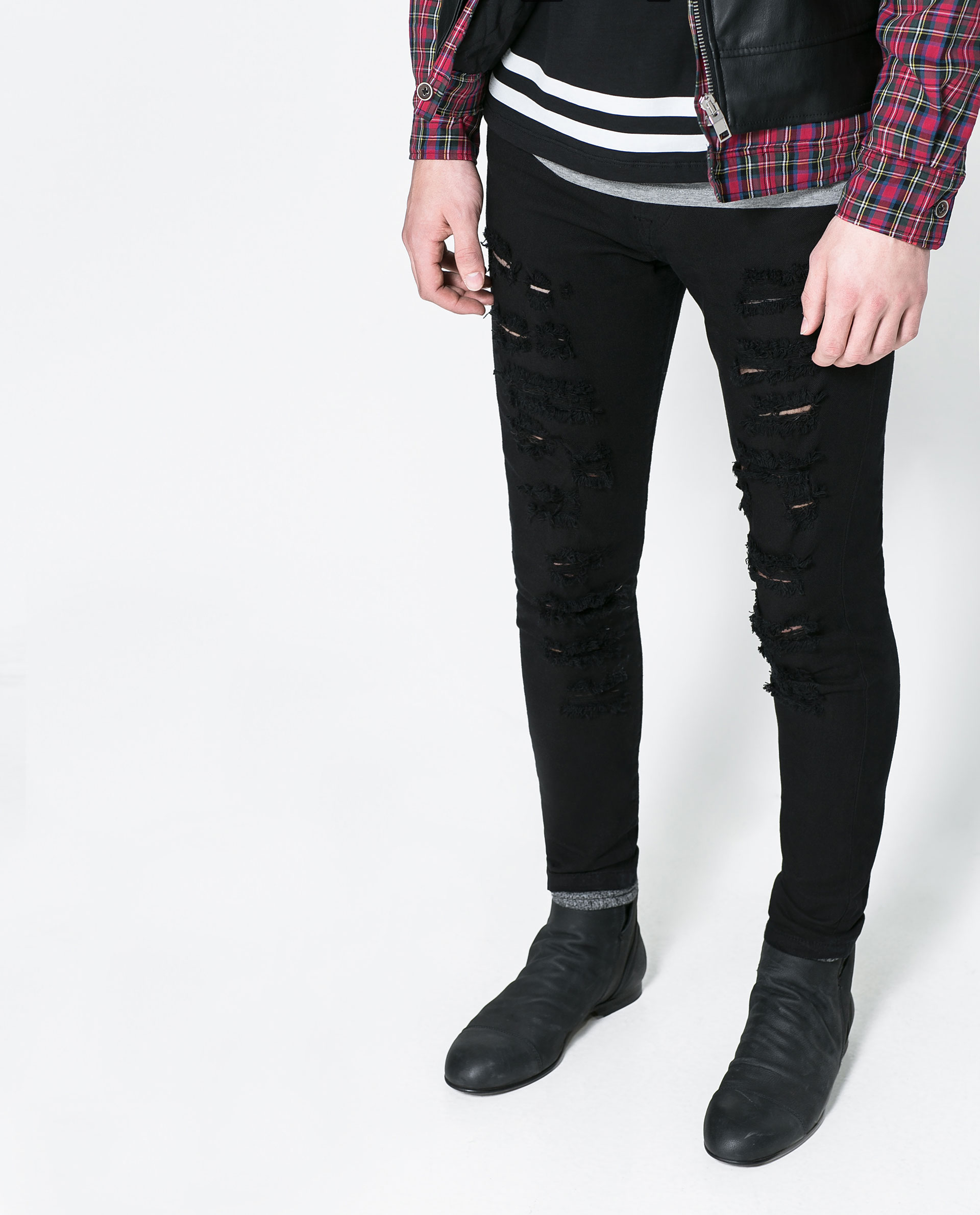 Zara Ripped Jeans in Black for Men  Lyst