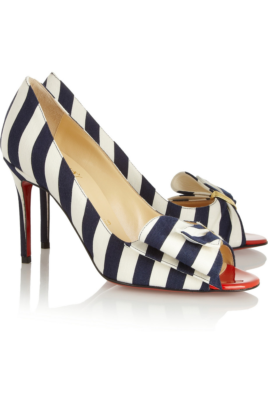 pumps canvas