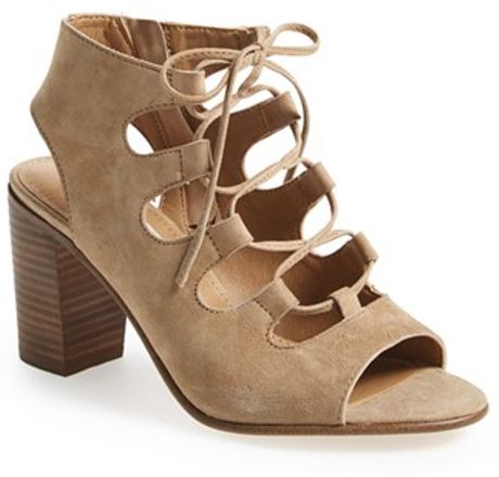 Steve Madden 'Nilunda' Lace-Up Sandal in Beige (TAUPE SUEDE)