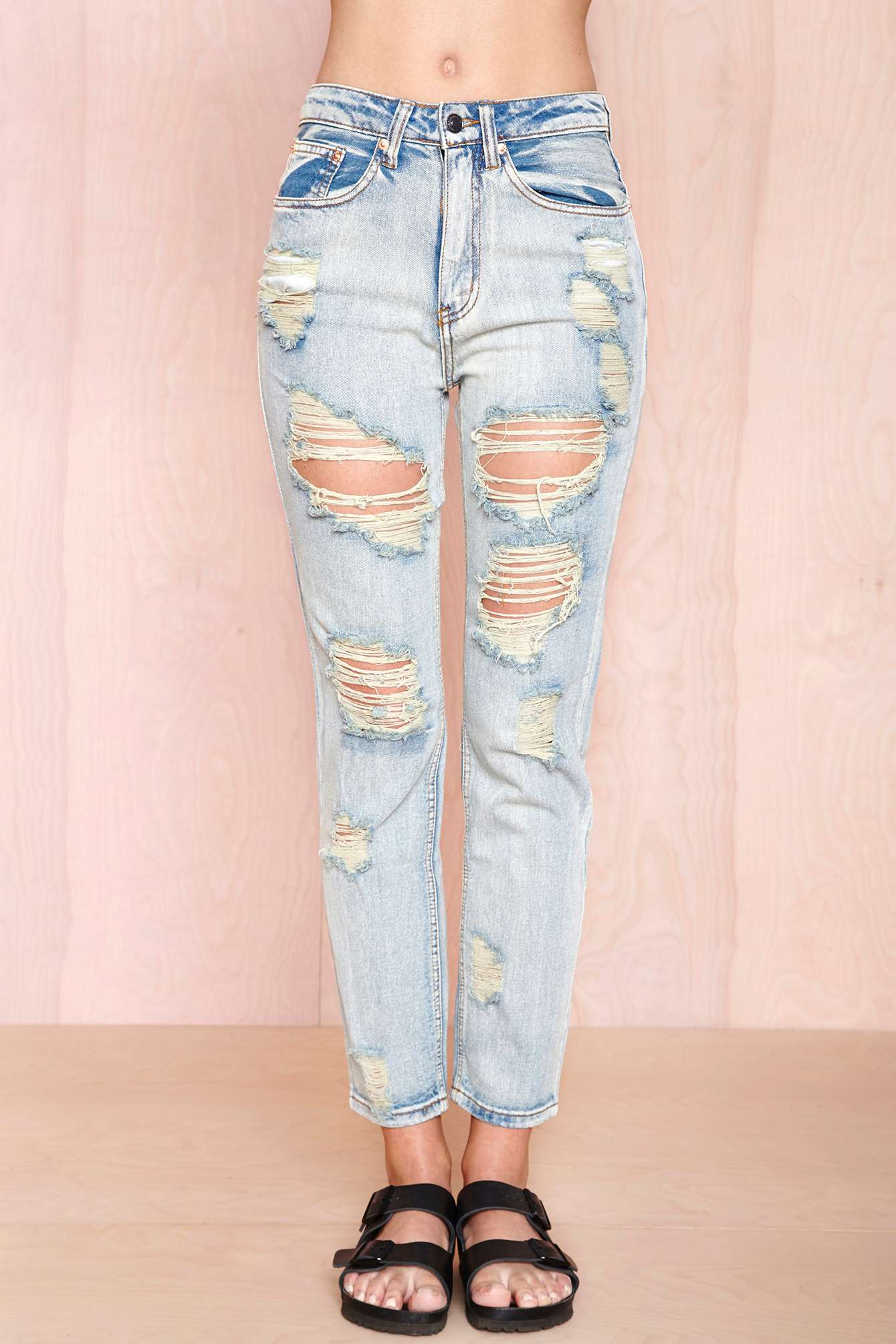 torn boyfriend jeans