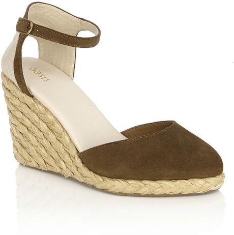 Oasis Esme Espadrille Wedges in Khaki (Tan)