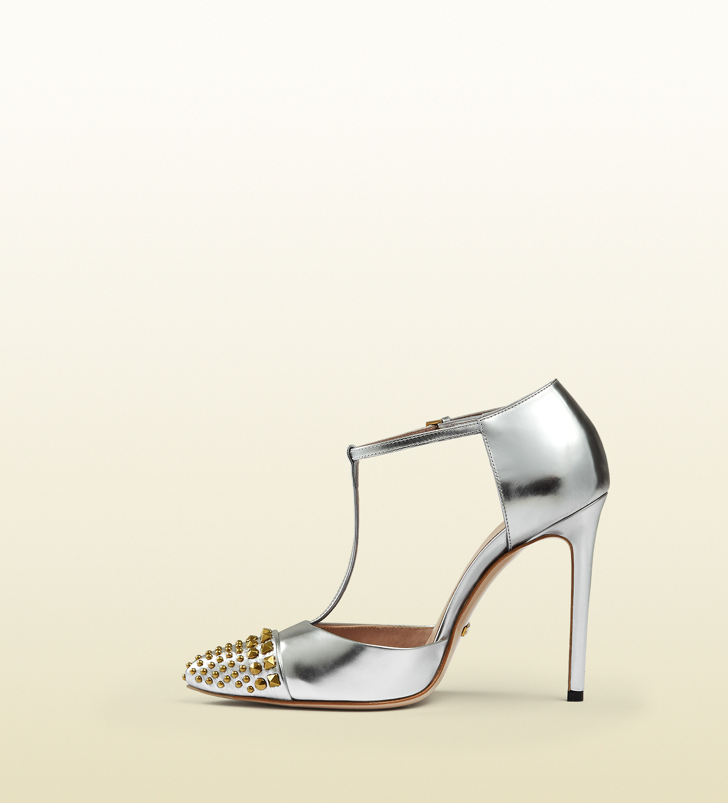 gucci metallic leather platform pumps