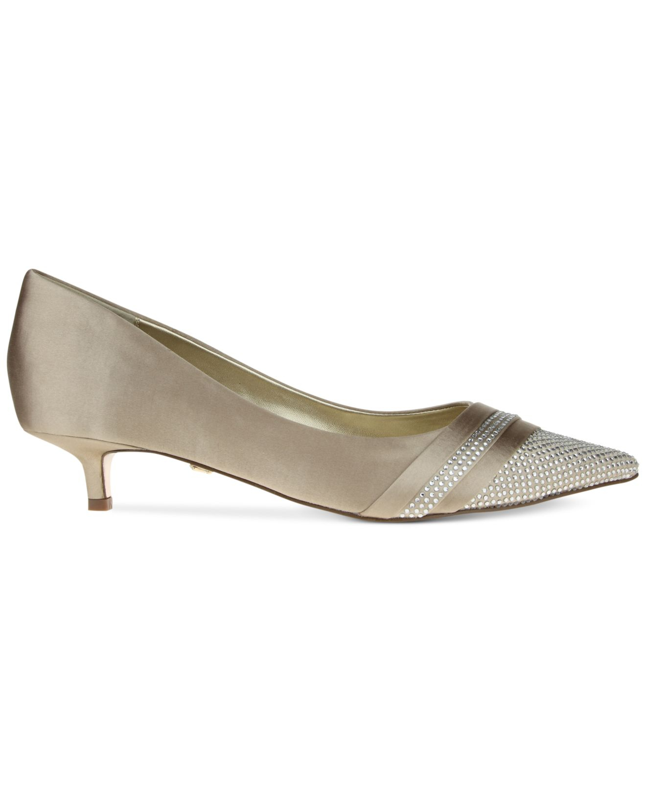 nina evening pumps