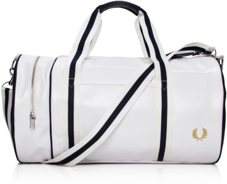 Fred perry Classic Barrel Bag in White for Men (White/Navy)