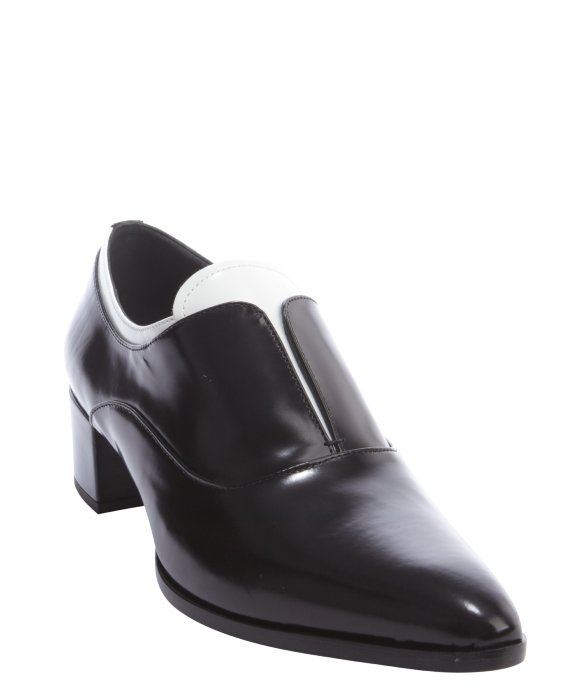leather laceless shoes