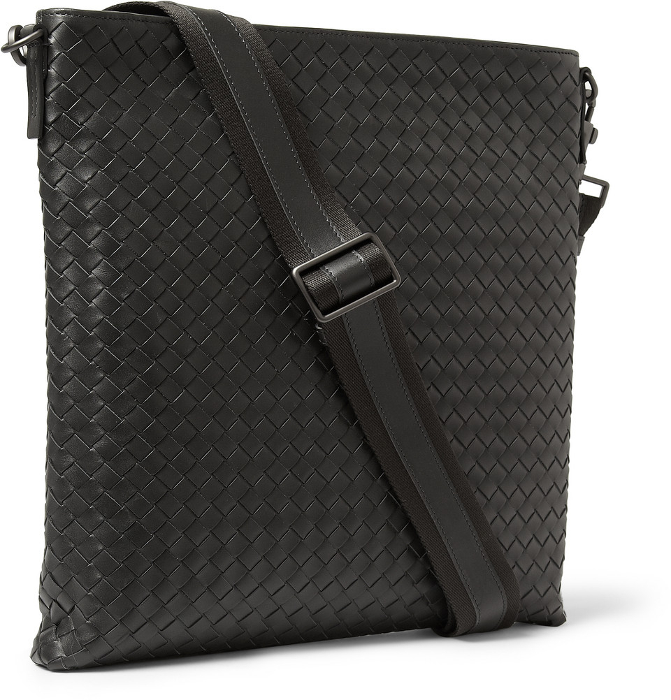 Bottega Veneta Intrecciato Leather Messenger Bag in Gray for Men - Lyst
