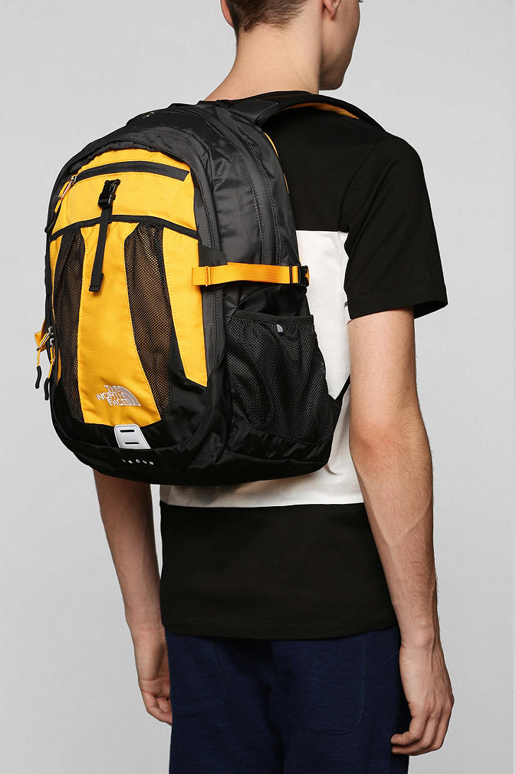 the north face recon backpack mens