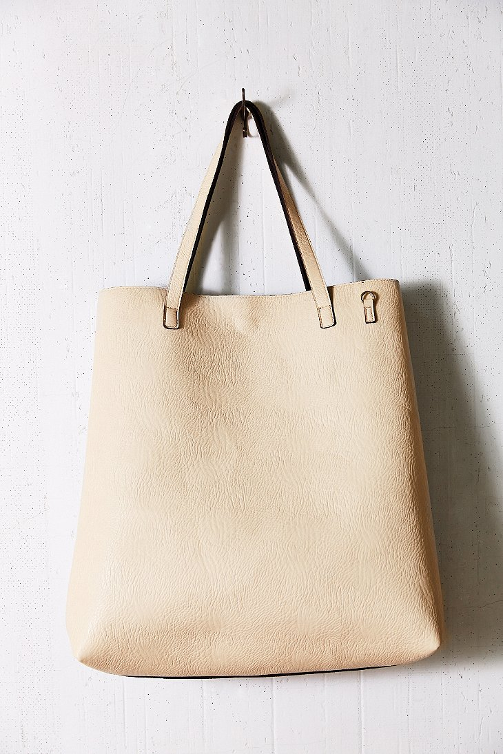 Lyst - Urban Outfitters Oversized Reversible Vegan Leather Tote Bag in Natural
