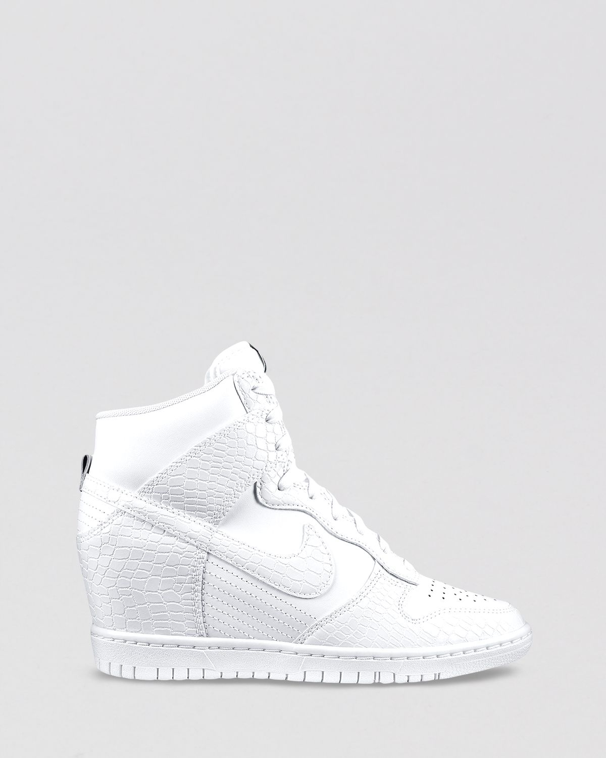 Nike High Top Wedge Sneakers Womens Dunk Sky Hi in White (White/White ...