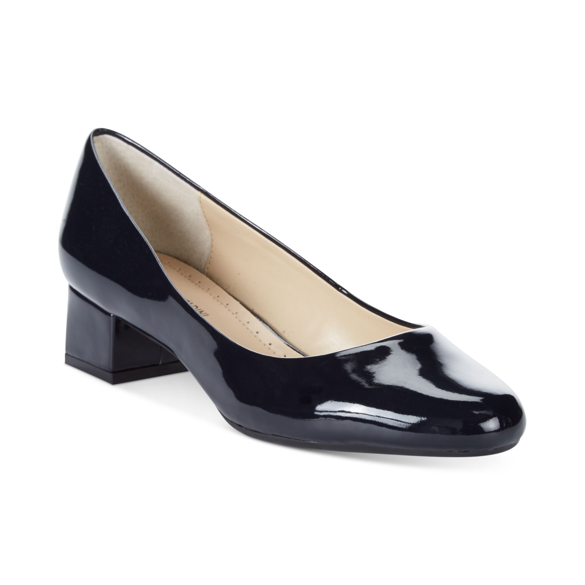 adrienne vittadini flats