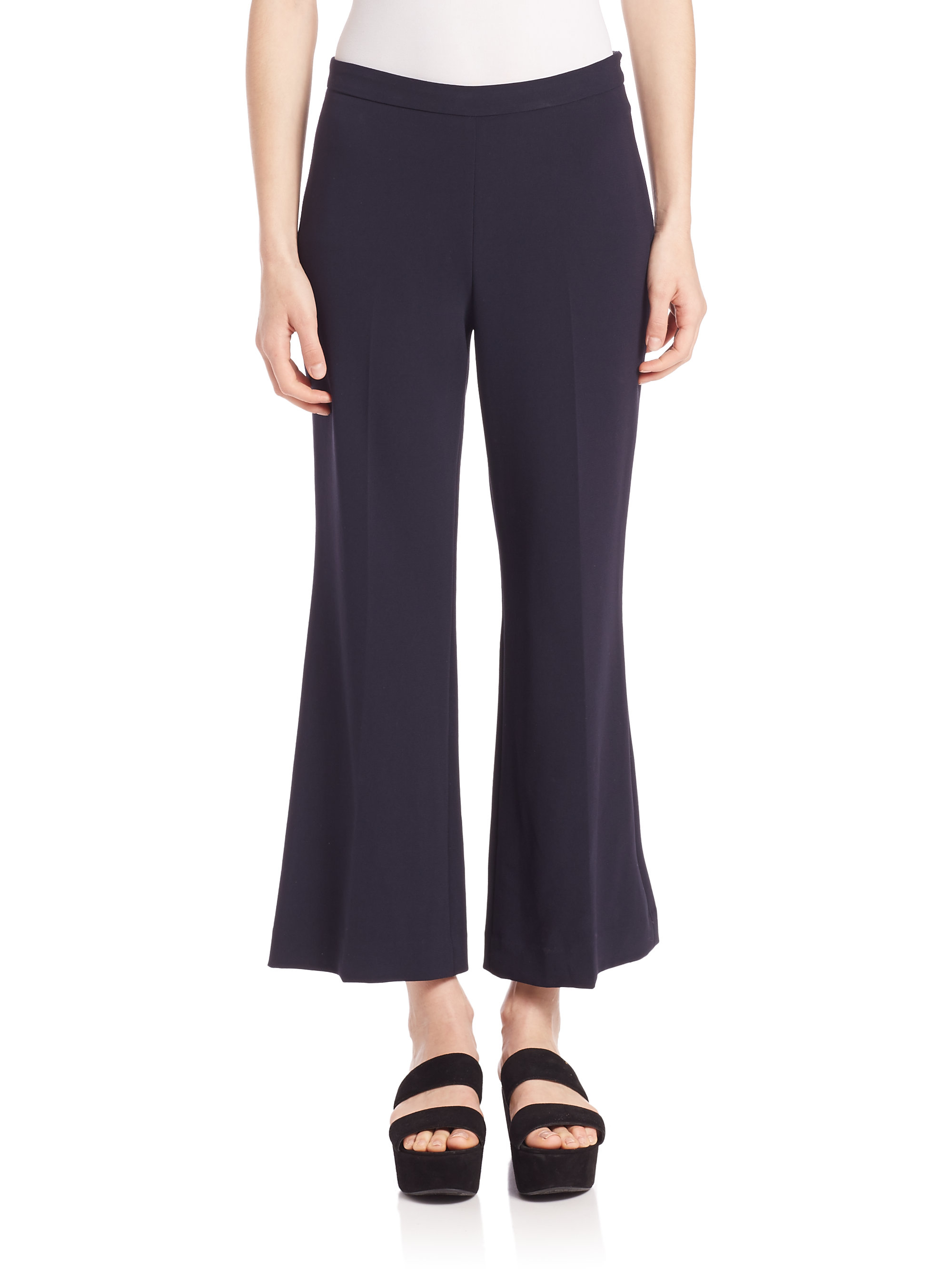 navy cropped pants