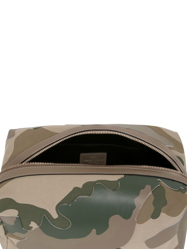 mens camouflage toiletry bag