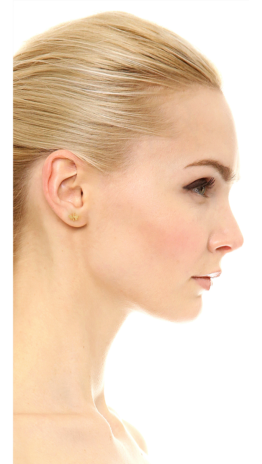 Lyst Alex Monroe Tiny Erfly Stud Earrings In Metallic Gallery