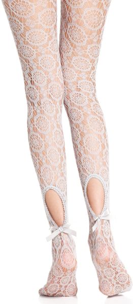 Jessica Simpson Peak Hole Bow Net Tights in White (Micro Chip) | Lyst