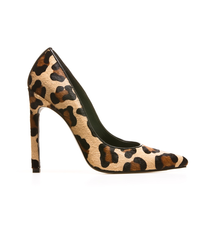 Lyst Stuart weitzman The Queen Pump in Brown