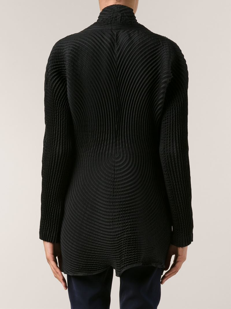 Issey miyake Accordion Pleated Jacket in Black Lyst