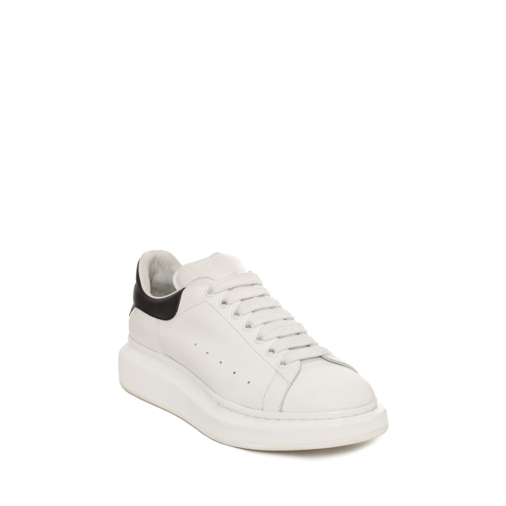 Alexander mcqueen Oversized Sneaker in White for Men (OPTIC WHITE/BLACK ...