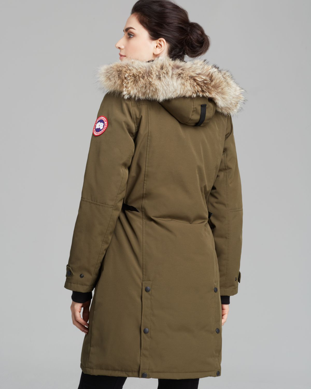 Canada goose Kensington Long Fur-trimmed Down Parka Jacket in Green | Lyst
