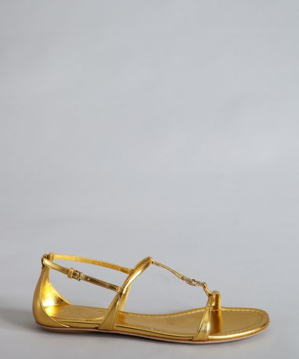 Lyst - Gucci Gold Metallic Leather Logo Charm Strappy Sandals in Metallic