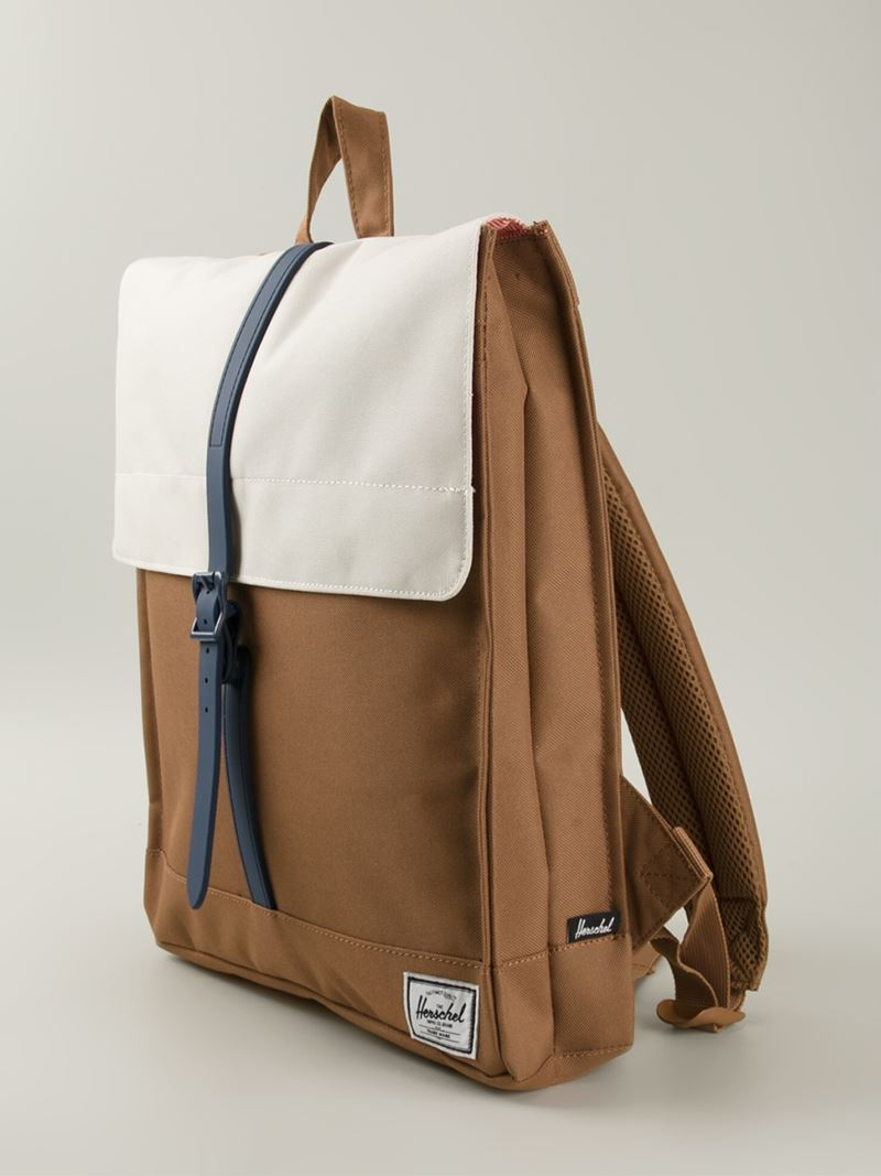 hershel backpack size