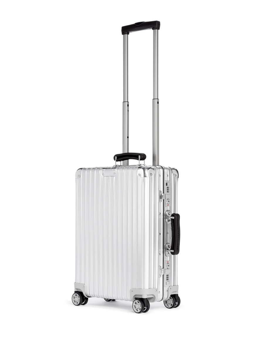 Rimowa Classic Flight Cabin Multiwheel® Iata (silver, 33-litre) in ...