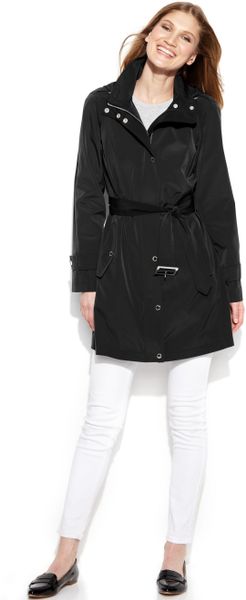 London Fog Petite Hooded Belted Raincoat in Black | Lyst