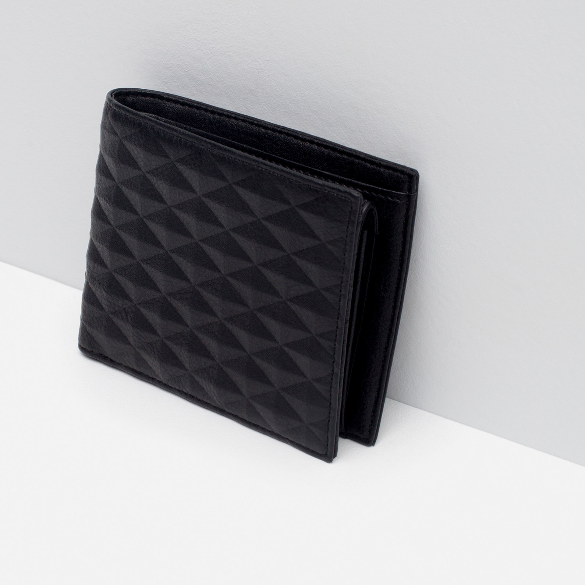 Zara Quilted Wallet Quilted Wallet in Black for Men | Lyst